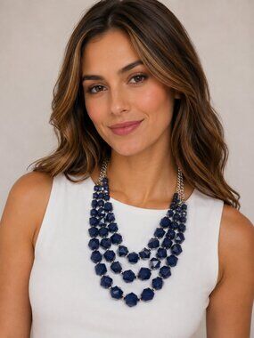 Charming Charlie Chunky Necklace Navy Blue Acrylic